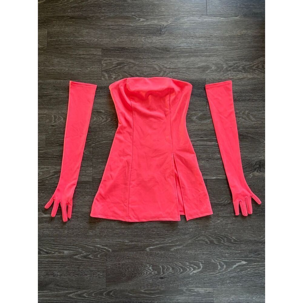 NWOT Miscreants London x Revolve Bright Neon Coral Cupid Mini With Slit US 6